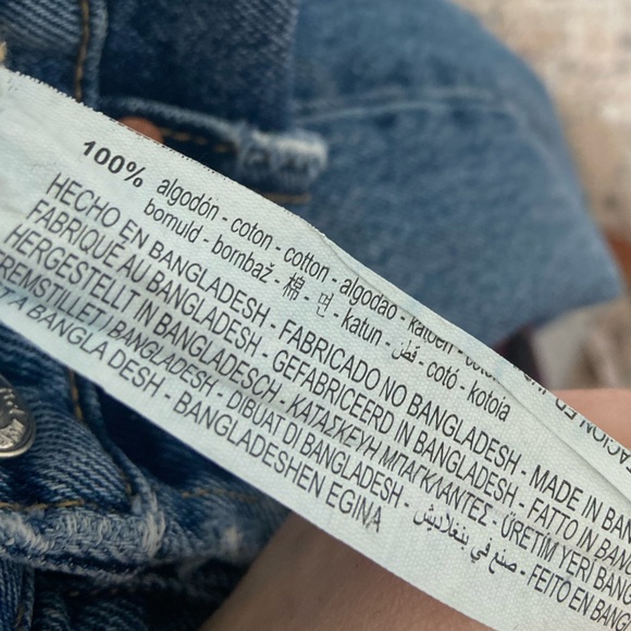 🛑SOLD ZARA High Rise Straight Leg Button Fly Jeans Size 2 - Picture 12 of 12